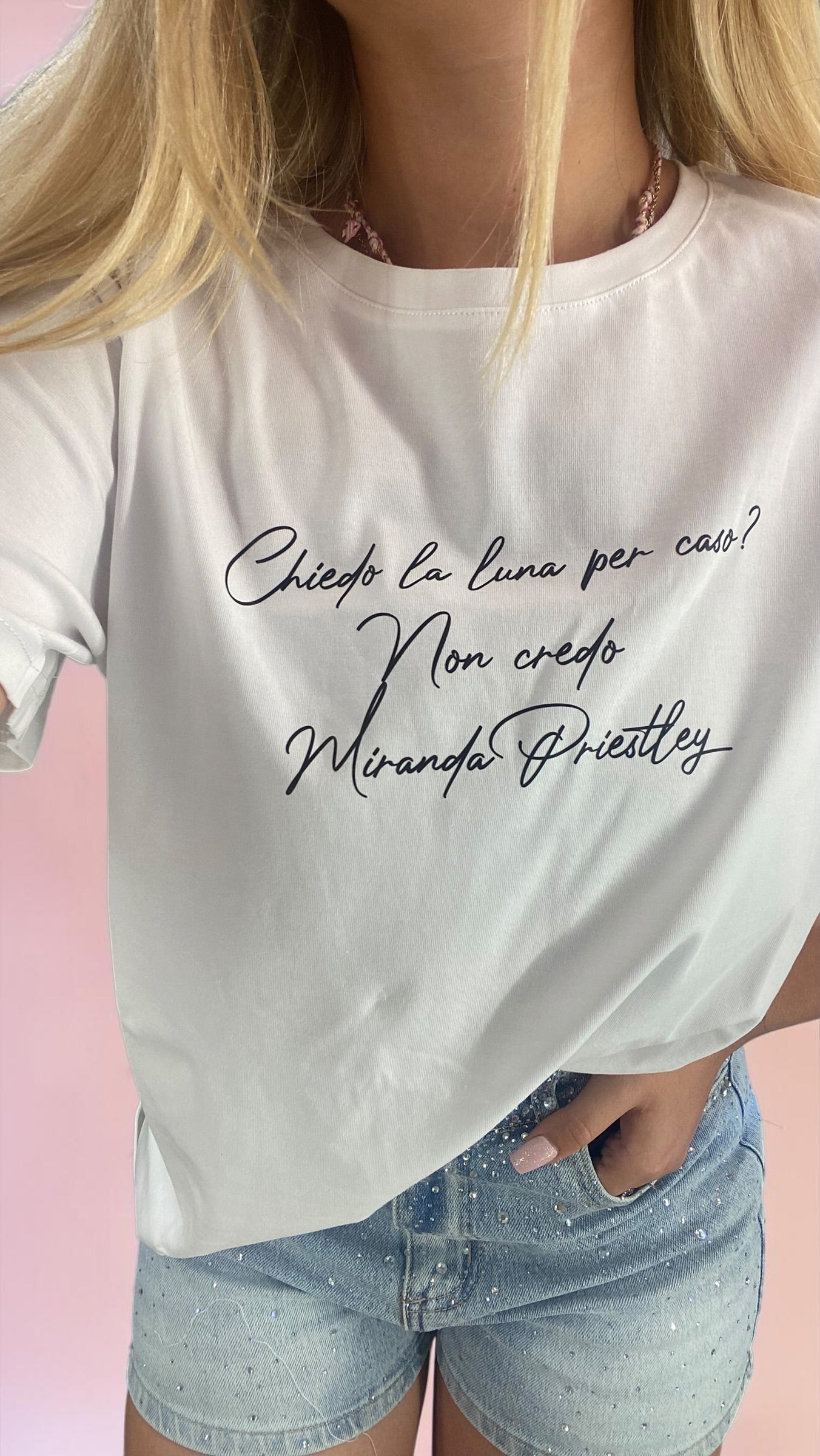 Maglia “ Chiedo la luna per caso?” Collezione Diavolo Veste Prada🖤